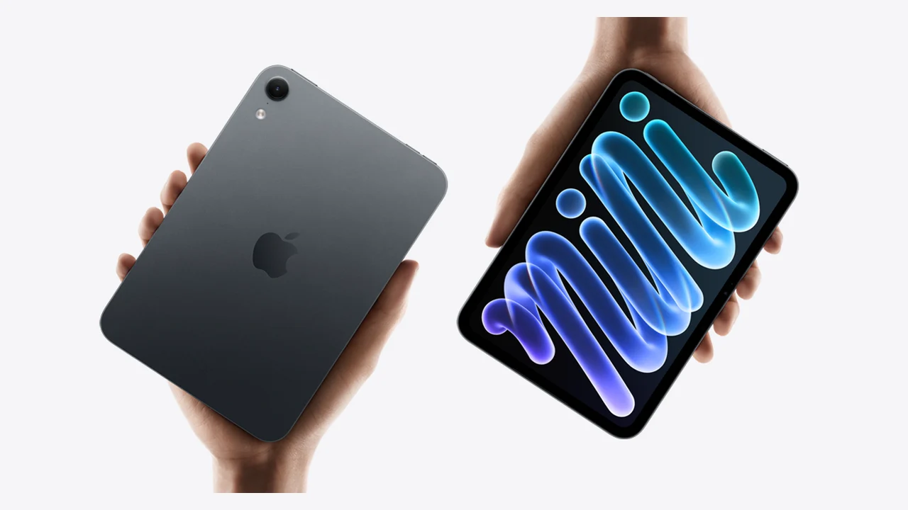Das neue iPad mini in Mitternacht, einmal von hinten, einmal mit eingeschaltetem Display