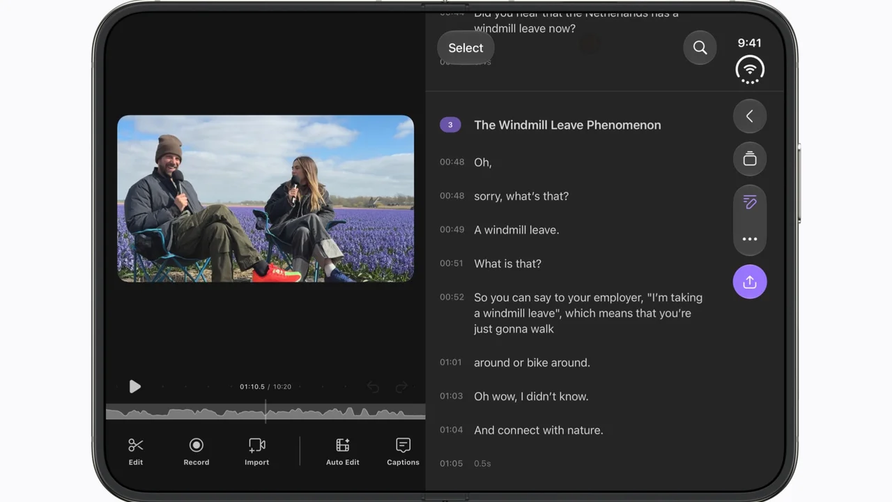 Aufgeklapptes iPhone Duo im Querformat mit einer Videoschnitt-App auf dem gro&szlig;en Innendisplay