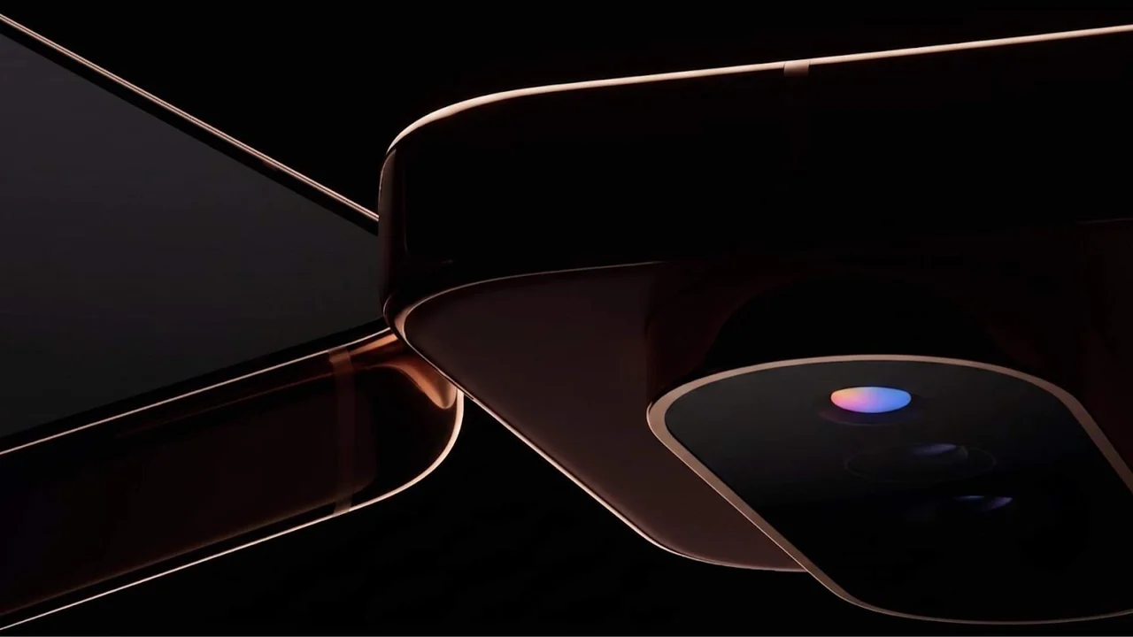Offizielles Google-Teaserbild zur Pixel-11-Serie: Nahaufnahme von Displaykante und Kameramodul