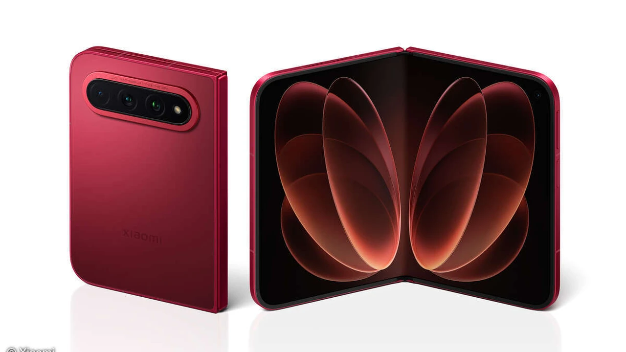 Das Xiaomi 18 Fold im Buchformat, Pressebild von Xiaomi