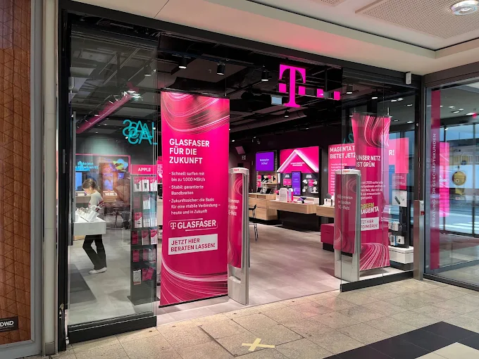 Telekom Shop Neu-Isenburg im Isenburg-Zentrum